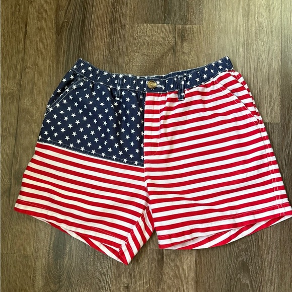 chubbies Other - Chubbies Men’s American Flag Print Shorts Medium 5.5” Inseam